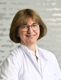 Prim. Dr. Silvia Zenkl